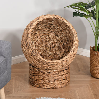 Braided Banana Leaf Cat Bed